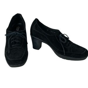 Clark's Bendables Black Suede Oxford Size 7.5